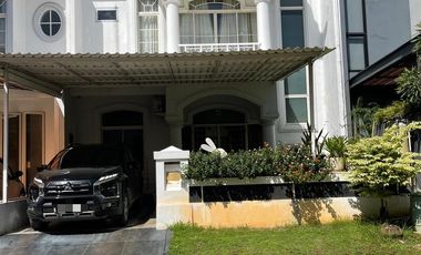 Disewa Rumah Kenari Golf Pik 1 Uk 8x20 2 lantai Full Furnish