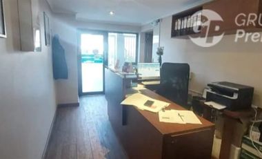 Oficina en Arriendo en CALLE OROMPELLO CON VICTOR LAMAS