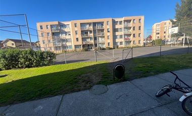 Departamento en Arriendo en sector residencial Jaime Repulllo