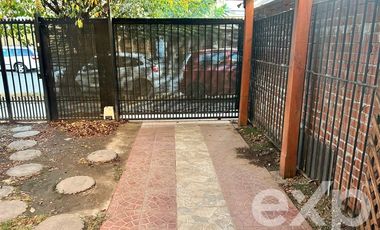 Casa en Venta en Calle del Rodeo esquina Avenida Las Torres