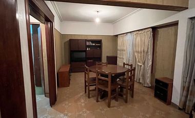 Venta de casa 4 ambientes Villa Luzuriaga