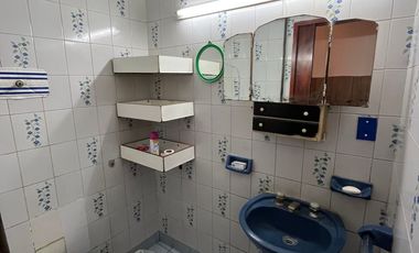 Venta de casa 4 ambientes Villa Luzuriaga
