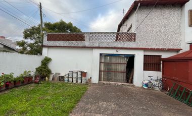 Venta de casa 4 ambientes Villa Luzuriaga
