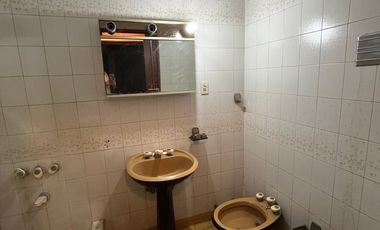 Venta de casa 4 ambientes Villa Luzuriaga