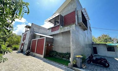 Villa dan Hotel dekat pantai dan Pura Uluwatu bali