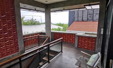 Villa dan Hotel dekat pantai dan Pura Uluwatu bali