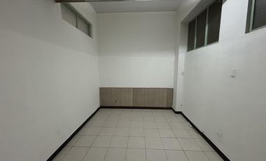 Local comercial céntrico en venta - primera cuadra calle Las Heras
