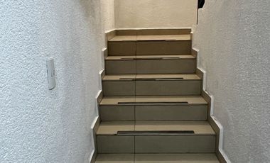 Venta Casa En Jardines De Santa Mónica !!