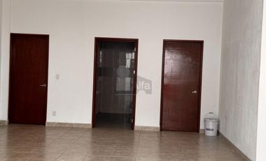 Local listo para operar con alto flujo en Vértice