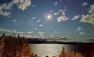 Vista al lago apto turismo en Melipal, Bariloche, en venta propiedad exclusiva de diseÃ±o