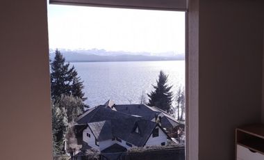 Vista al lago apto turismo en Melipal, Bariloche, en venta propiedad exclusiva de diseÃ±o