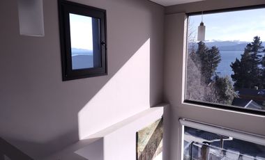 Vista al lago apto turismo en Melipal, Bariloche, en venta propiedad exclusiva de diseÃ±o