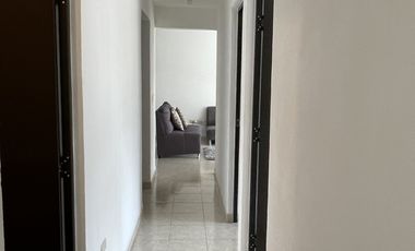 PRIVALIA AMBIENTA Departamento amueblado tres recamaras nivel de estacionamiento