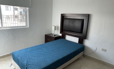 PRIVALIA AMBIENTA Departamento amueblado tres recamaras nivel de estacionamiento