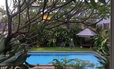 Rumah Cantik Dalam Townhouse Dengan One Gate System