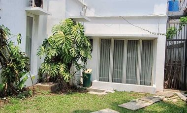 Rumah Cantik Dalam Townhouse Dengan One Gate System