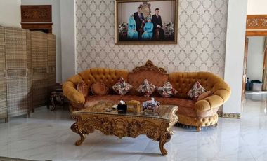 Rumah Luas dan Mewah