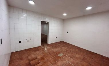 Departamento en Venta con Local Comercial en Chapultepec Sur, Morelia