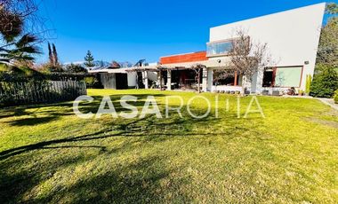 Casa en Arriendo en Piedra Roja