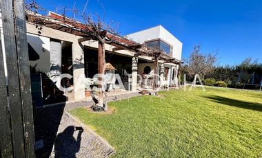 Casa en Arriendo en Piedra Roja