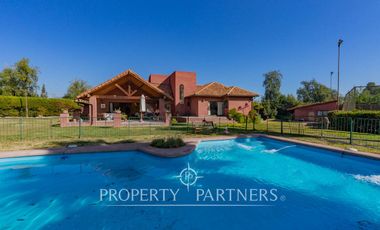 Excelente propiedad en condominio seguridad 24/7