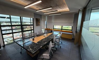 Oficina equipada en Torre Darío Corporativo