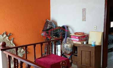 VENTA CASA 2 PLANTAS AL SUR ORIENTE COL EL SALVADOR