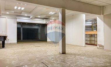 Oportunidad local comercial remodelado.