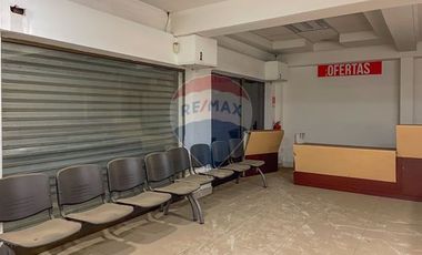 Oportunidad local comercial remodelado.