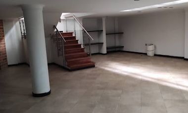 ARRIENDO de CASAS en SABANETA