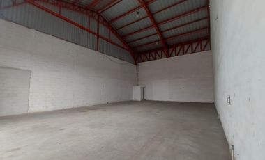Alquiler de bodega en km 7.5 vìa a Daule a pocos metros de la avenida