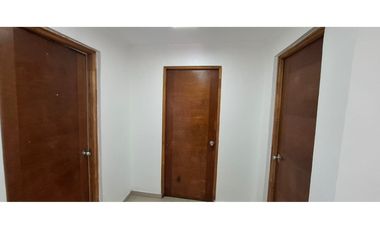 Gran casa con area social
