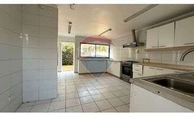Hermosa Casa Comercial - 26D 8Baños