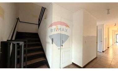 Hermosa Casa Comercial - 26D 8Baños