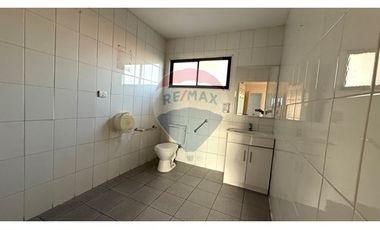 Hermosa Casa Comercial - 26D 8Baños