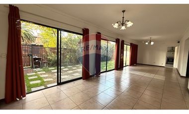 Hermosa Casa Comercial - 26D 8Baños