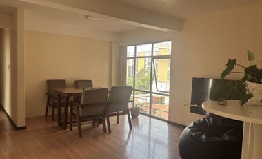 Departamento en venta a unos pasos de Roma Norte. 4 recámaras, 2 baños. Crédito