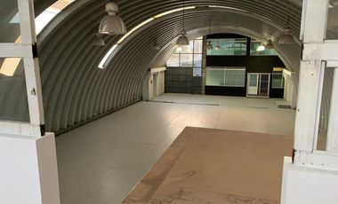 Se Vende o Renta Edificio Comercial con Bodega en Metepec