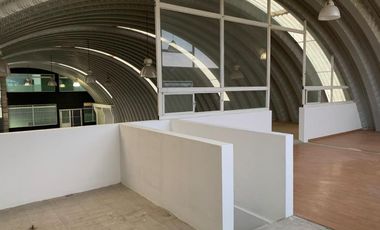 Se Vende o Renta Edificio Comercial con Bodega en Metepec