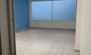 Se Vende o Renta Edificio Comercial con Bodega en Metepec