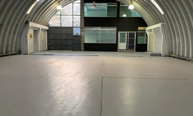 Se Vende o Renta Edificio Comercial con Bodega en Metepec