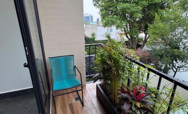 Estrena depto en las águilas...