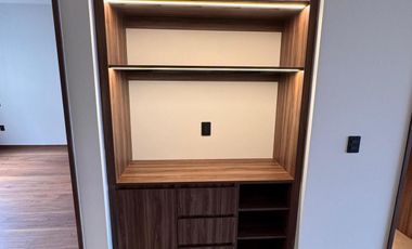 Estrena depto en las águilas...