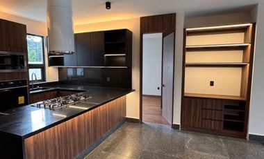 Estrena depto en las águilas...