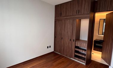 Estrena depto en las águilas...