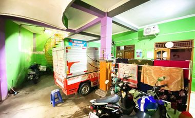 Rumah plus gudang di gang buntu nusukan Banjarsari