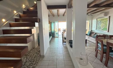 HERMOSA CASA EN VENTA CON VISTA AL MAR DE CHICXULUB, KM 12.5