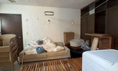 HERMOSA CASA EN VENTA CON VISTA AL MAR DE CHICXULUB, KM 12.5