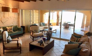 HERMOSA CASA EN VENTA CON VISTA AL MAR DE CHICXULUB, KM 12.5