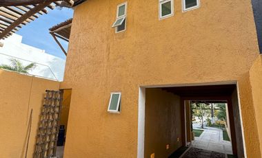 HERMOSA CASA EN VENTA CON VISTA AL MAR DE CHICXULUB, KM 12.5